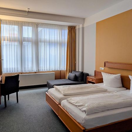 Dlrg Tagungszentrum Hotel Delphin Bad Nenndorf Exterior photo